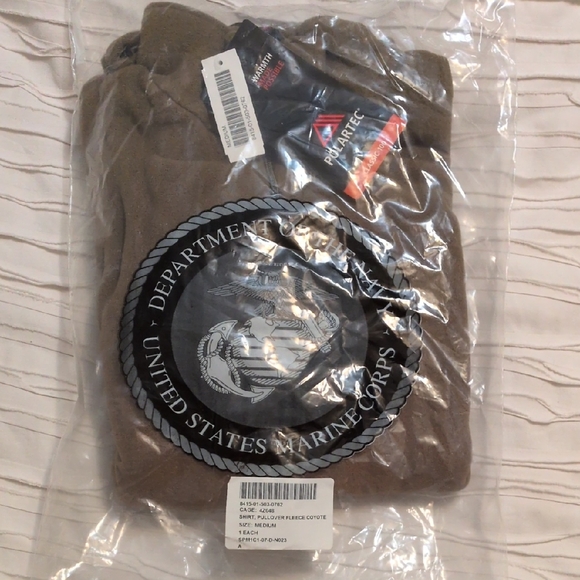 Polartec Other - USMC Pullover Fleece Men's Size Medium